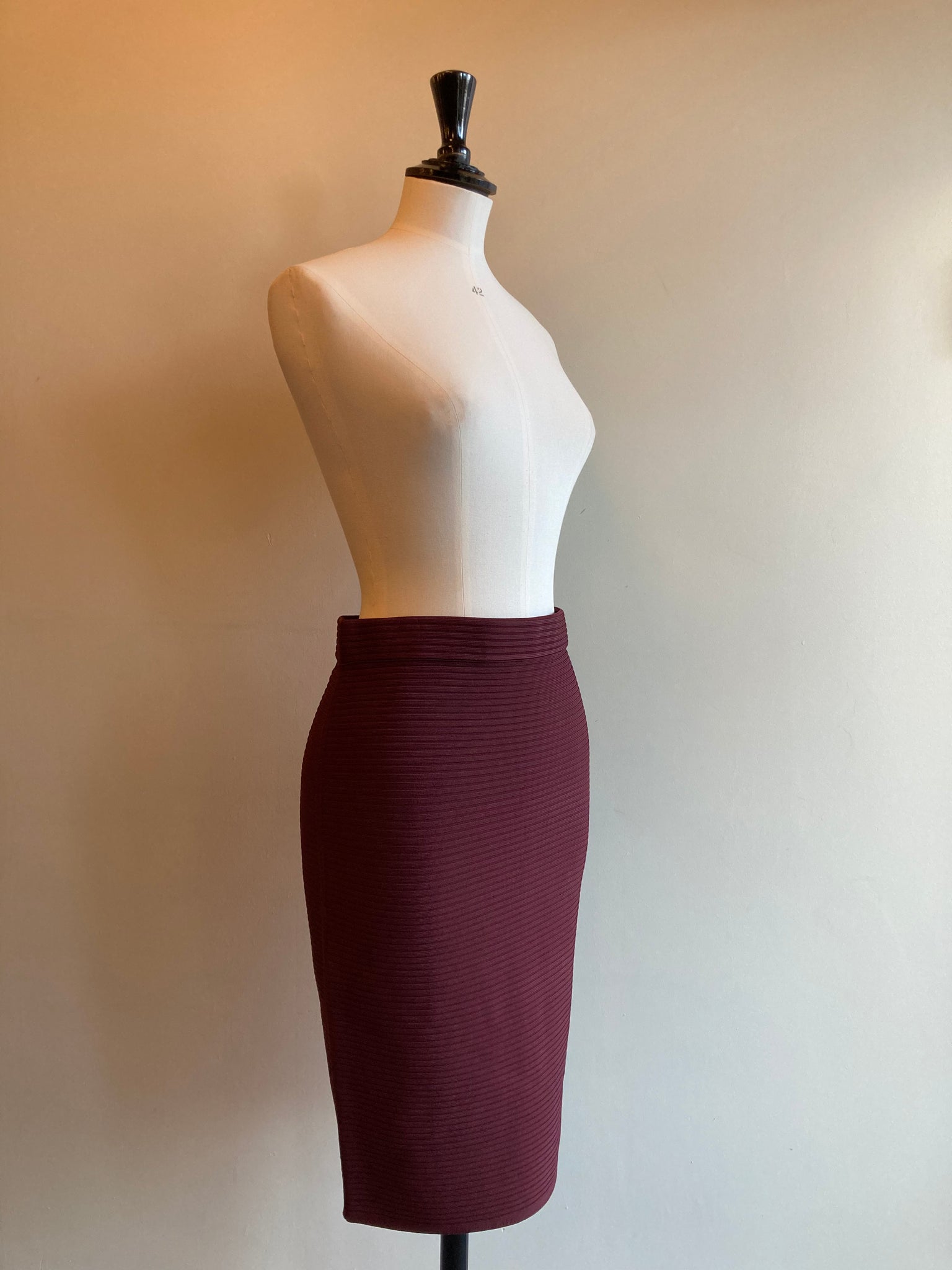 Ribbed Body Con Skirt