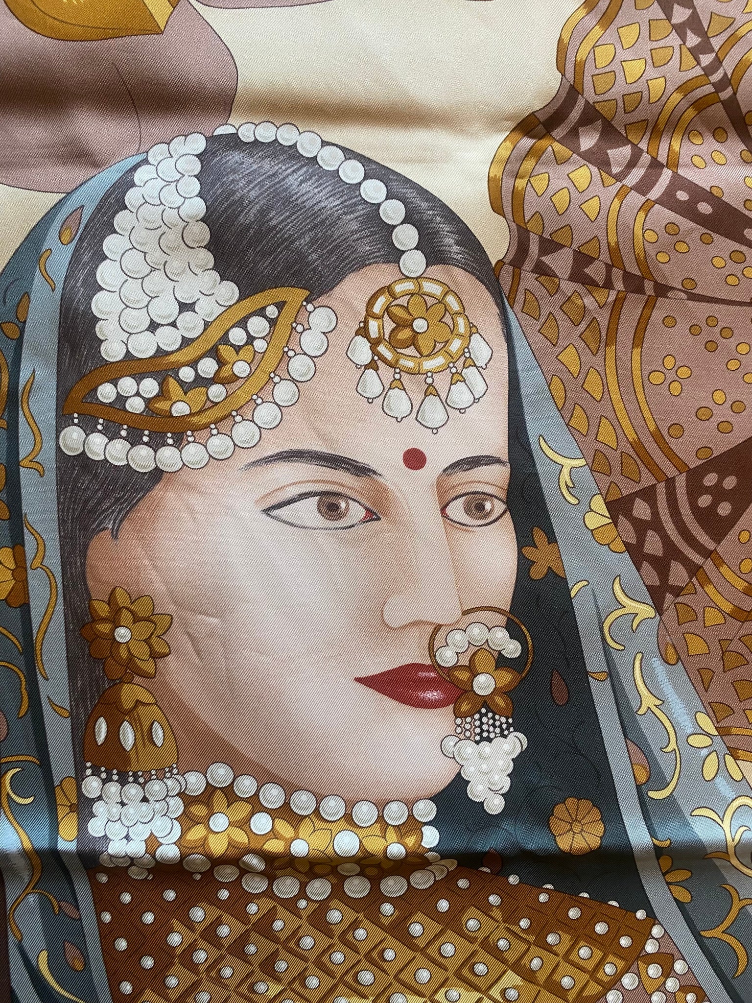 Splendeur des Maharajas II Silk Scarf