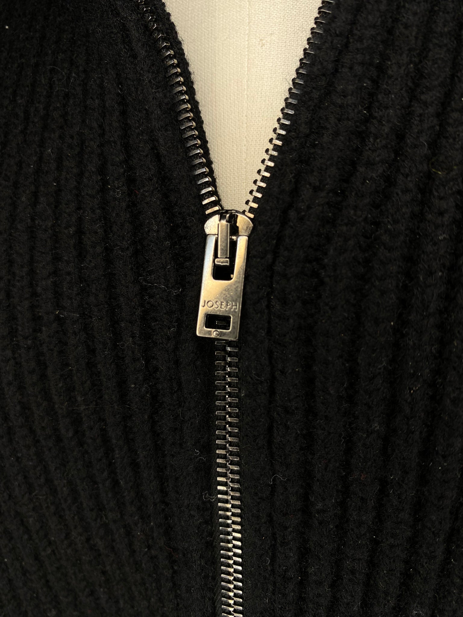 Cardigan Stitch Animation Poncho