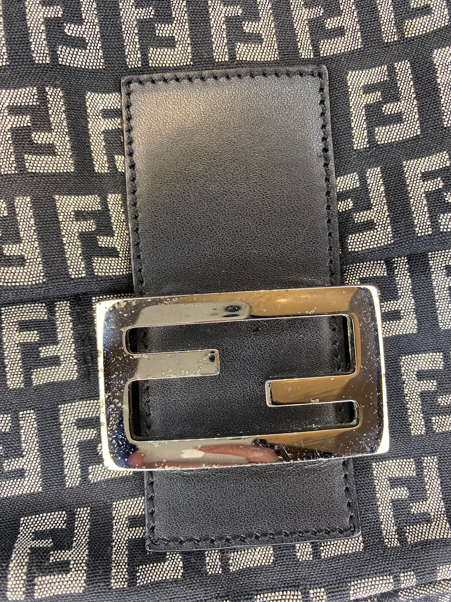 Vintage FF Baguette Bag