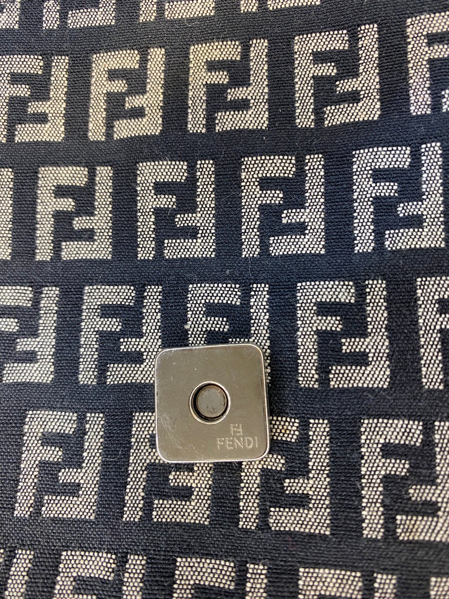 Vintage FF Baguette Bag