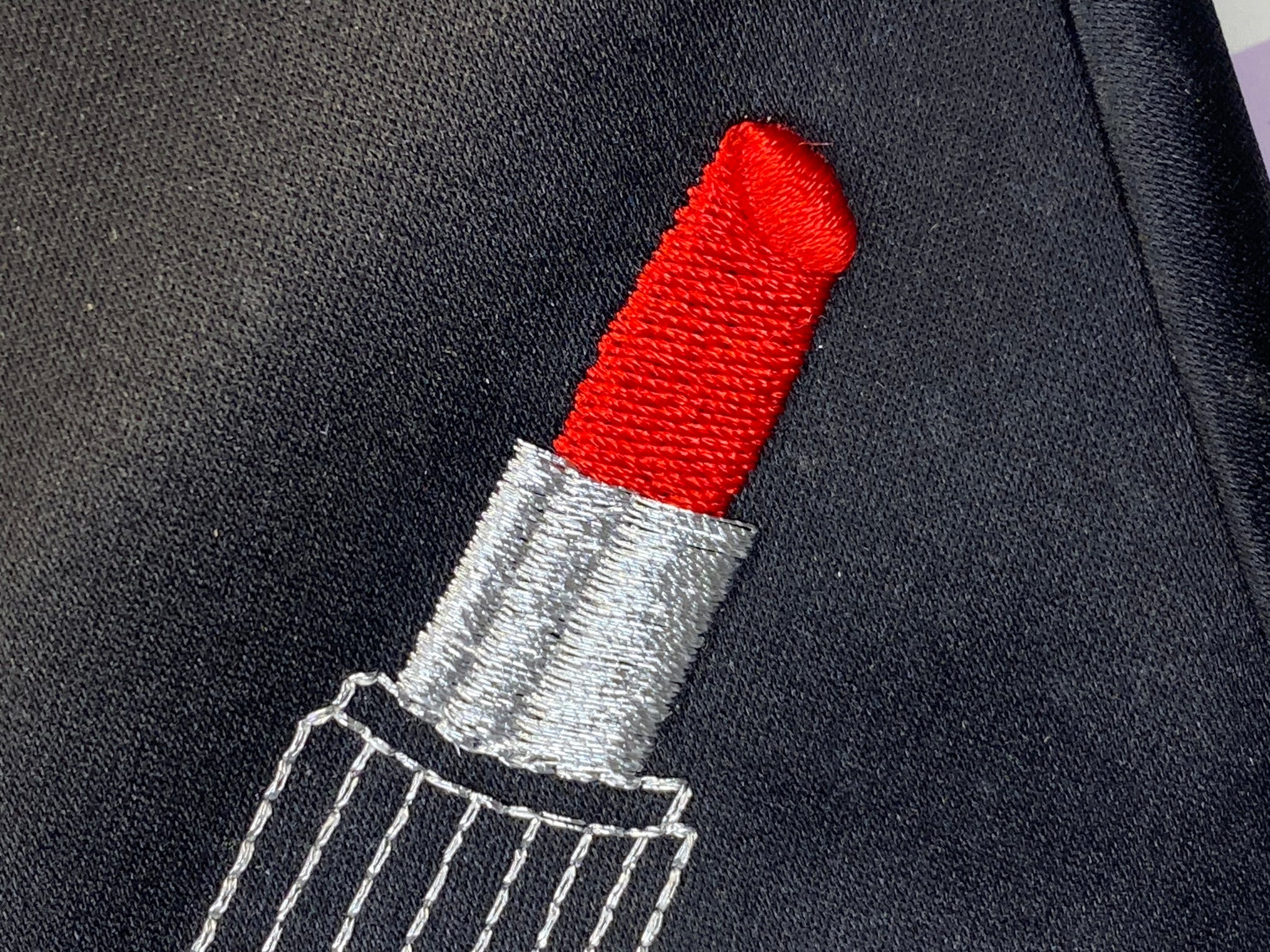 "Don't Forget Your Lipstick" Frame Purse