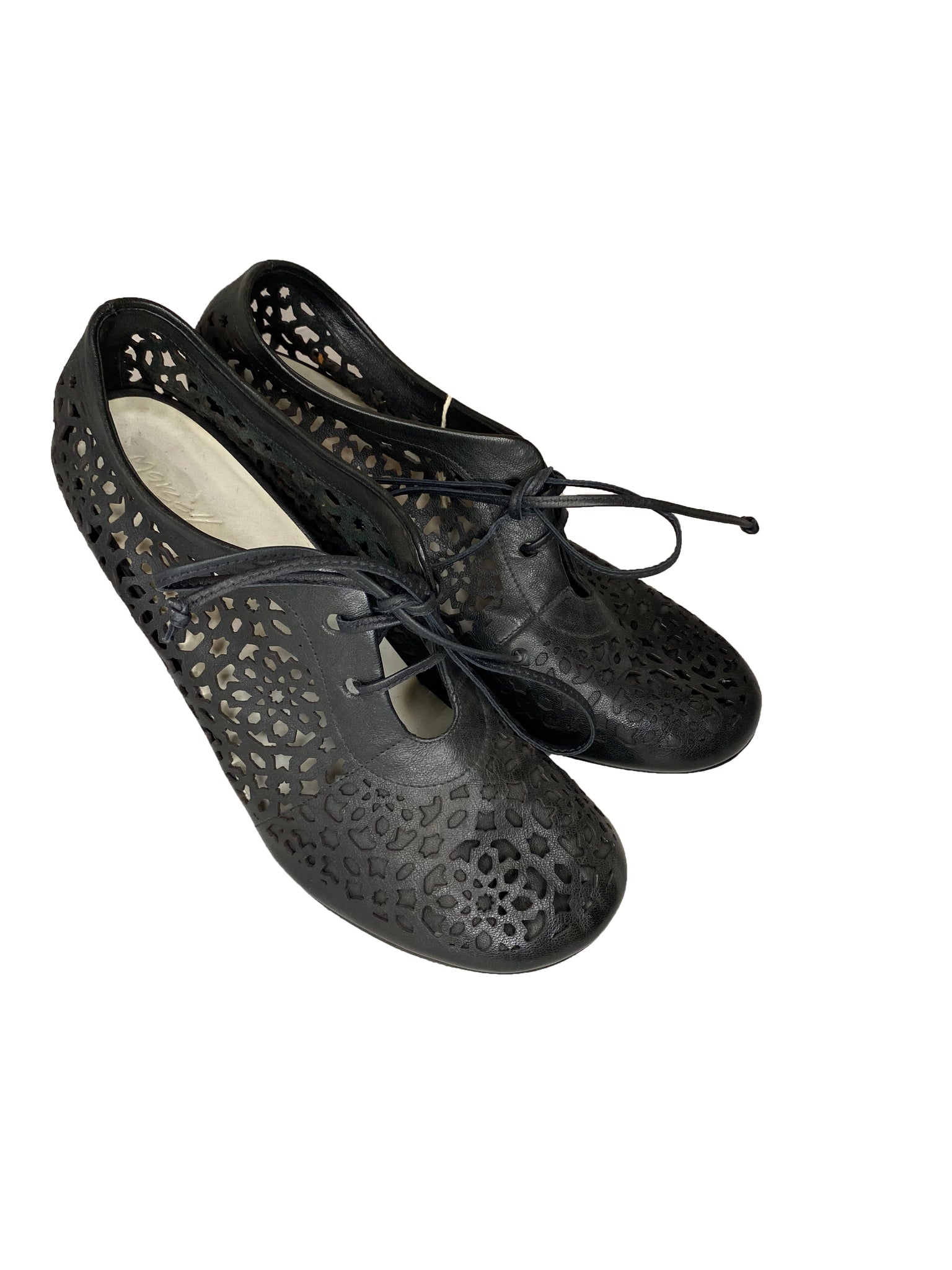 Lace Leather Cut Heels