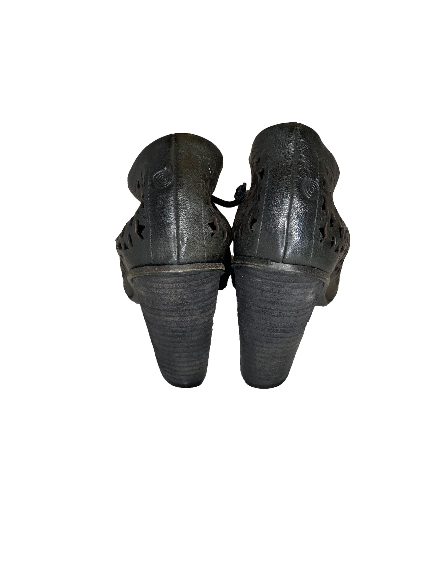 Lace Leather Cut Heels